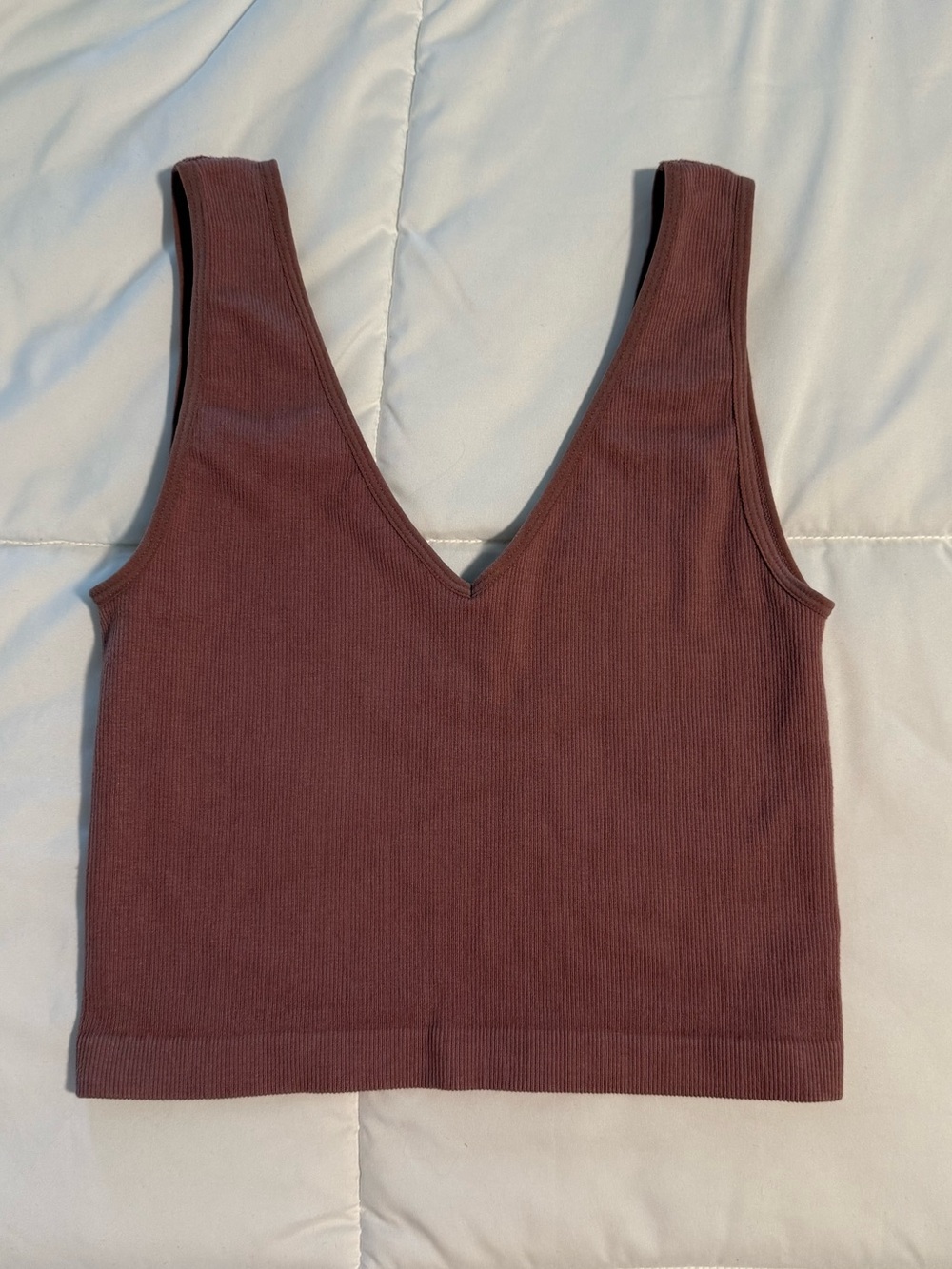 By Together Women's Ribbed V-Neck Crop Tank Top - Mauve